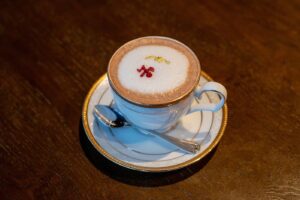 ストロベリーショコララテ